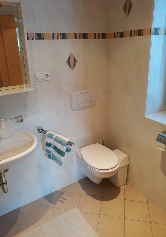 Temblhof Apartment Vipiteno Luaran gambar